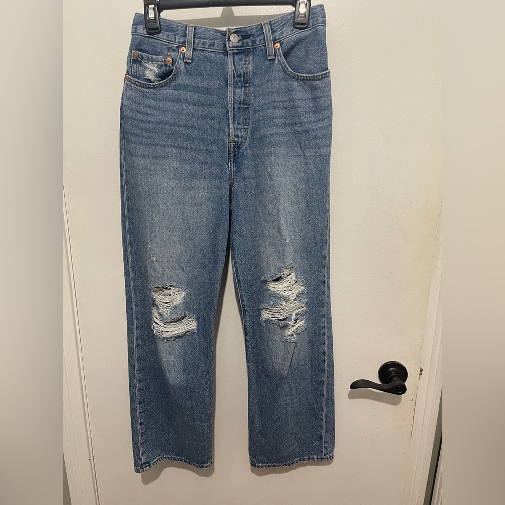 Levis Distressed Blue Jeans